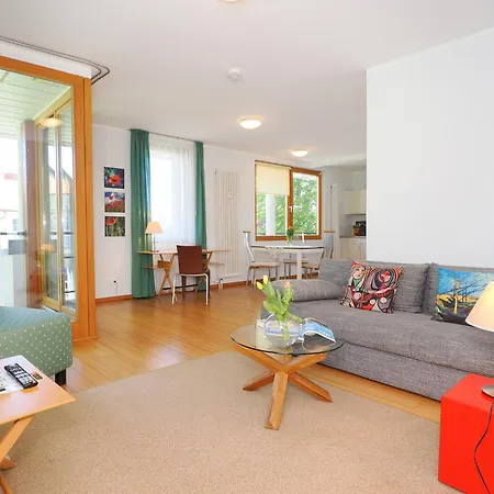 Kaiservillen - Mit 1 Schlafzimmer Und Balkon D132 *