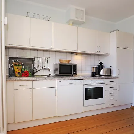 Kaiservillen - Mit 1 Schlafzimmer Und Balkon D132 *